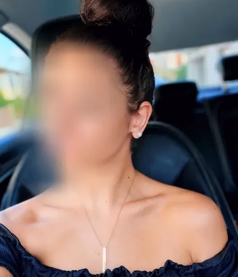 Ana, 25 años