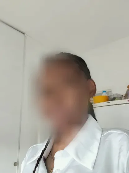 Andrea, 34 años