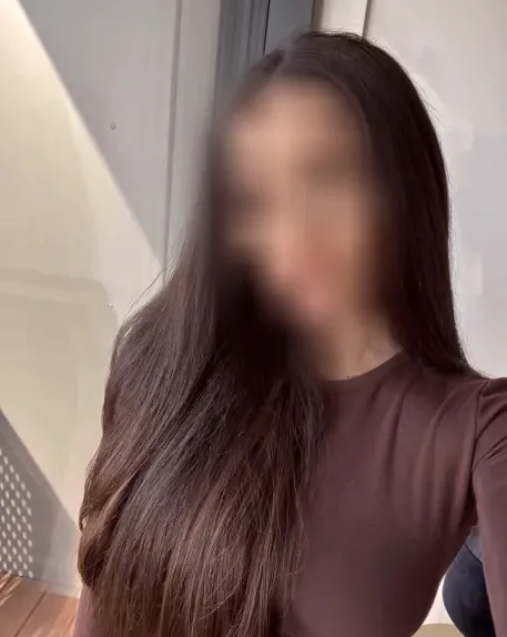 Lucero, 24 años