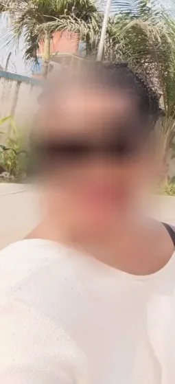 Yasmina, 25 años